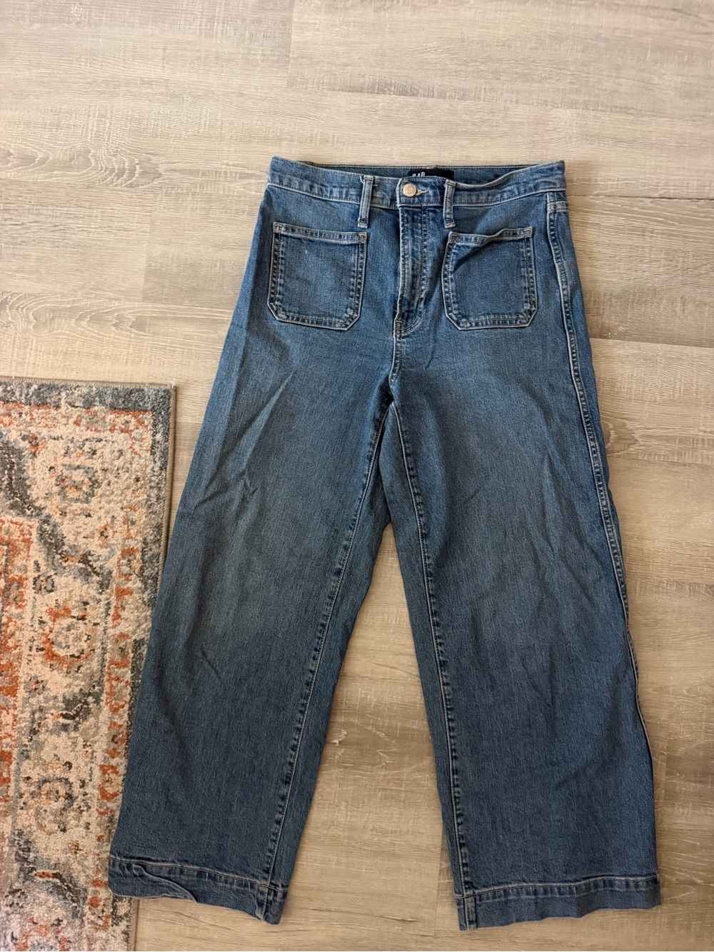 GAP Wide-Leg Women's Jeans - Medium Blue Wash